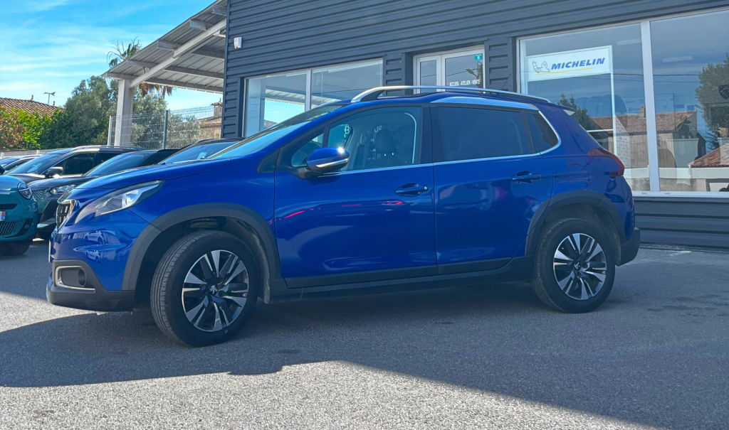 PEUGEOT 2008 I 1.5 BLUEHDI 100 - finition Allure